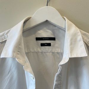 Gucci Slim 100% cotton button up shirt in approx Large (slim)